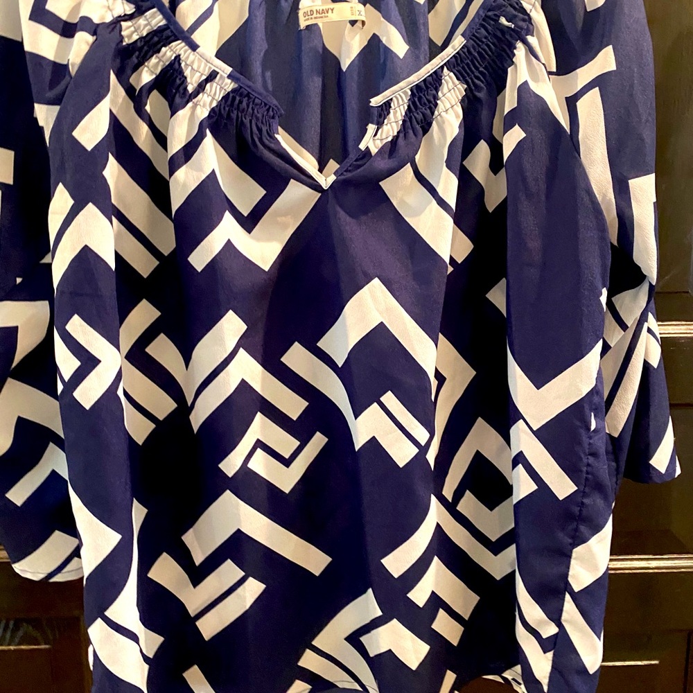 Old Navy Bell sleeve Blouse